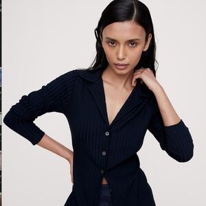 New NWT Banana Republic Sur Ribbed Resort shirt Navy Size M Retail $70